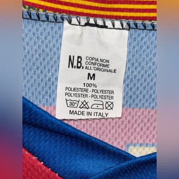 LEO MESSI QATAR AIRWAYS BARCELONA COPIA NON CONFORME ALL ORIGINALE JERSEY Medium - Picture 7 of 10